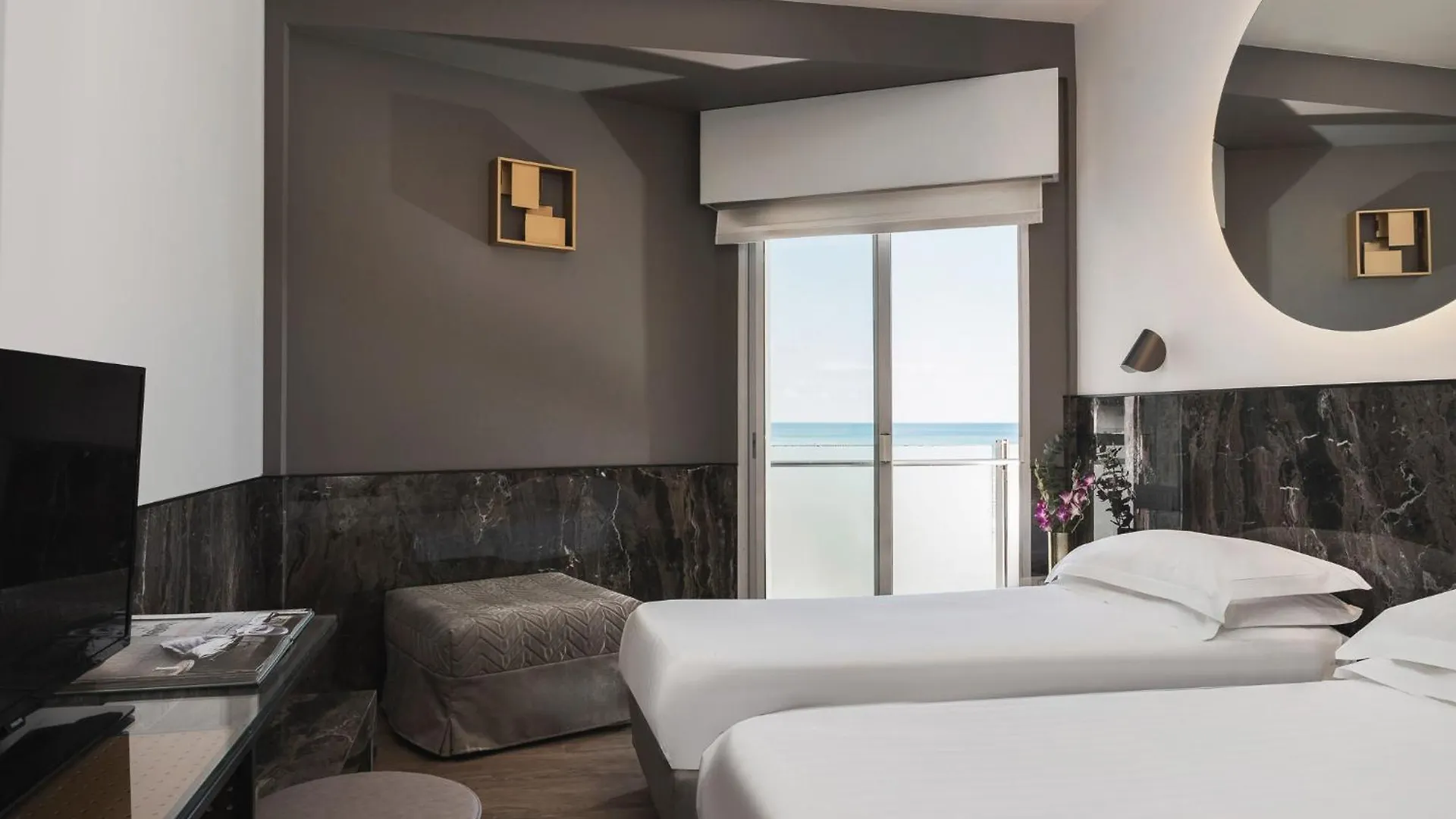 Hotel Michelangelo Riccione 4*,