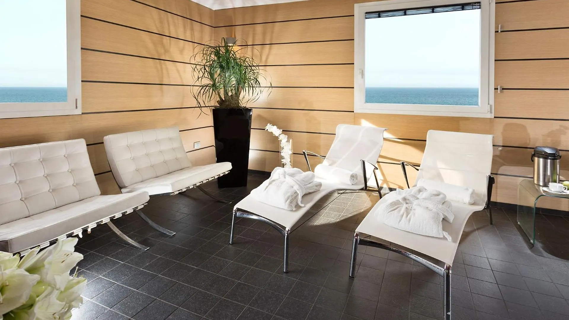 Hotel Michelangelo Riccione 4*,  Italie